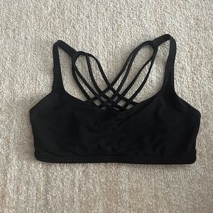 Lululemon free to be wild bra - 8